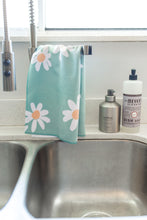 Load image into Gallery viewer, Turquoise and Flowers Hand Towel Set
