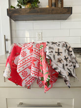 Load image into Gallery viewer, Cute Christmas Hand Towel
