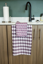 Load image into Gallery viewer, Clown Diamonds Hand Towel
