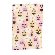 Load image into Gallery viewer, Pumpkins &amp; Daisies Hand Towel
