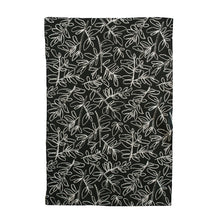 Load image into Gallery viewer, Foliage Hand Towel
