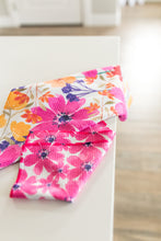 Load image into Gallery viewer, Bright Flowers Hand Towel
