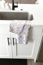 Load image into Gallery viewer, Blue Moroccan Tile Hand Towel
