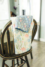 Load image into Gallery viewer, wildflower Mix Hand Towel
