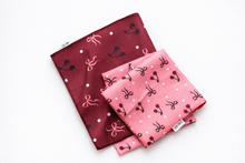 Load image into Gallery viewer, Bows and Cherries Washcloth
