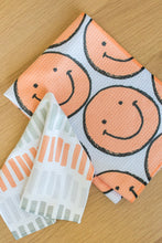 Load image into Gallery viewer, Smiley Face Hand Towel
