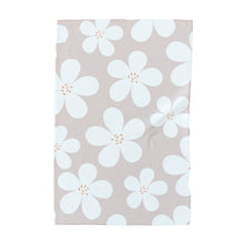 Load image into Gallery viewer, Flowers In Sand Hand Towel
