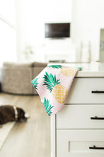 Load image into Gallery viewer, Pineapple Hand Towel
